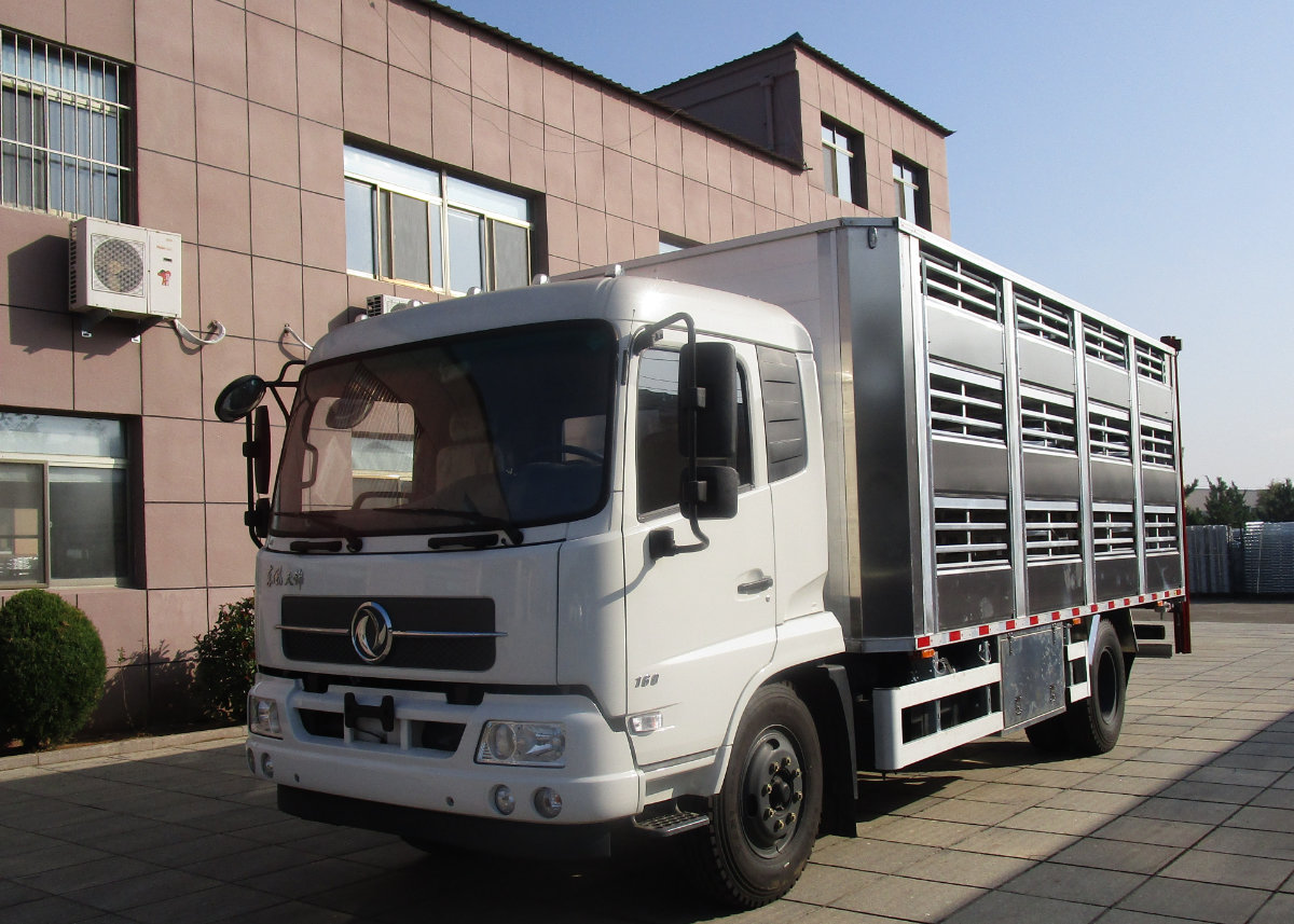 仔猪3层运输车 仔猪3层运输车